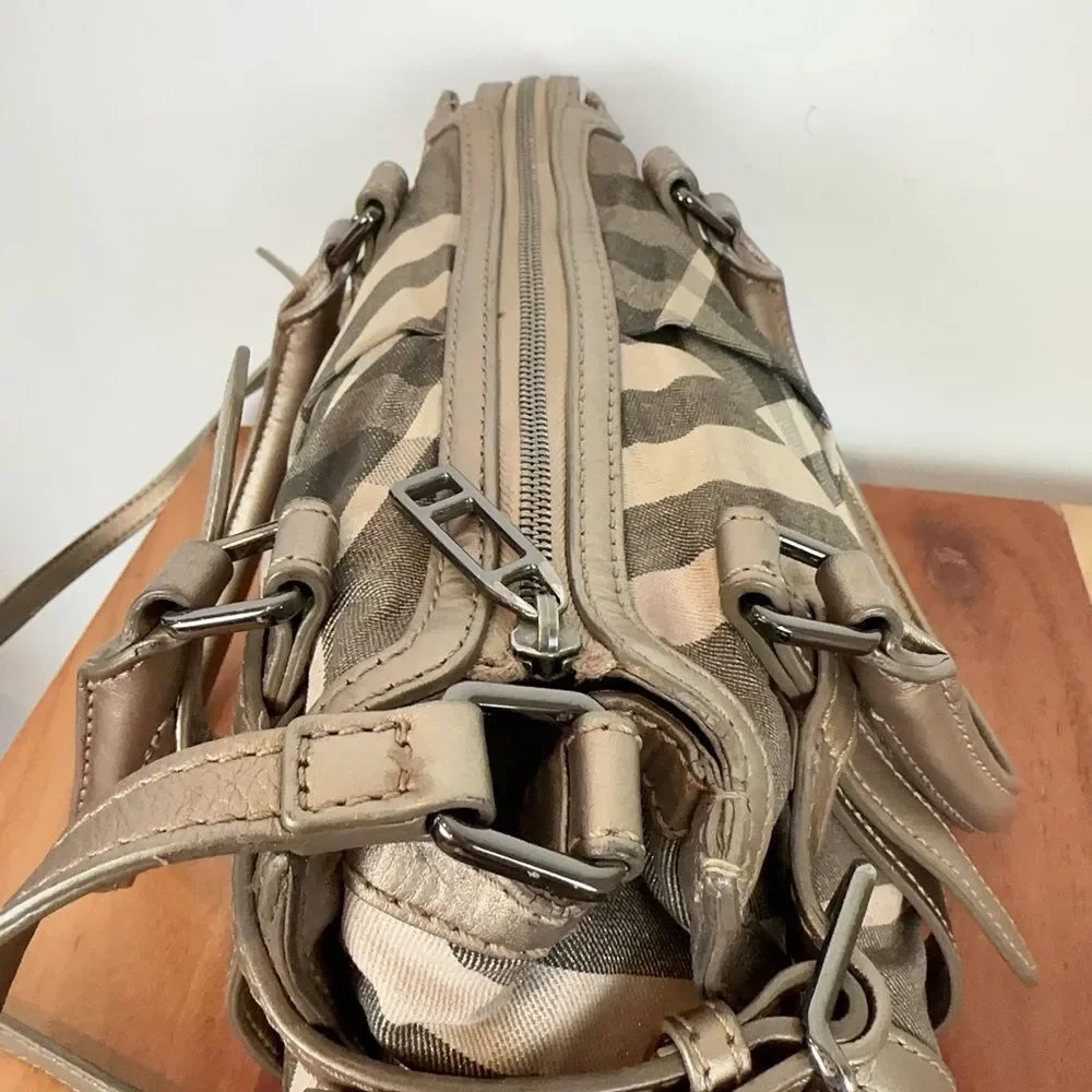 Pre-Owned Burberry Satchel Shimmer Nova Check‎ Canvas